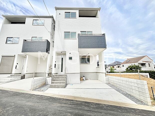 洗練された外観、上質な住空間が広がる室内は永く安心して過ごせる住居です。