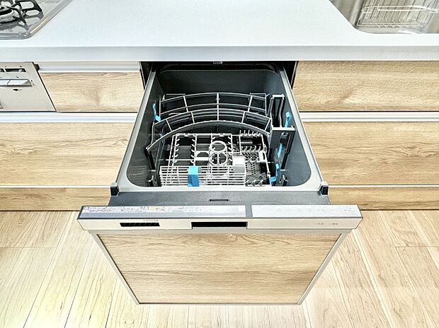 面倒なお片づけは食洗機にお任せ!家事の負担が減って、時間にも気持ちにもゆとりができます。