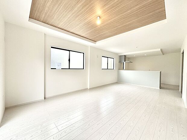 住む方の個性が引き出される、インテリアを考えるのが楽しみなリビングです！ 