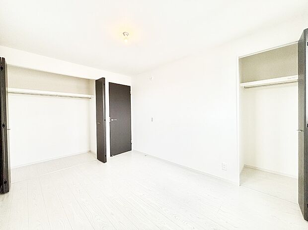 収納が充実しているので居住スペースを広々使えます