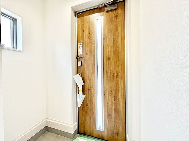 家族の帰宅やお客様をあたたかく迎える玄関