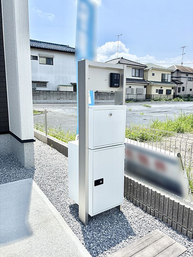 表札・インターホン・ポストをひとつに集約