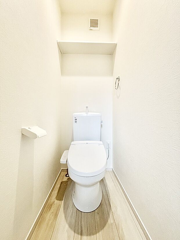 トイレは温水洗浄機能付き