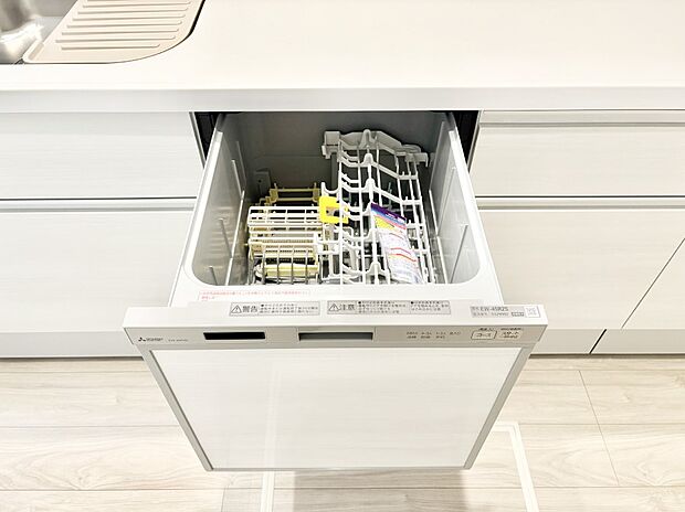 面倒なお片づけは食洗機にお任せ!家事の負担が減って、時間にも気持ちにもゆとりができます。