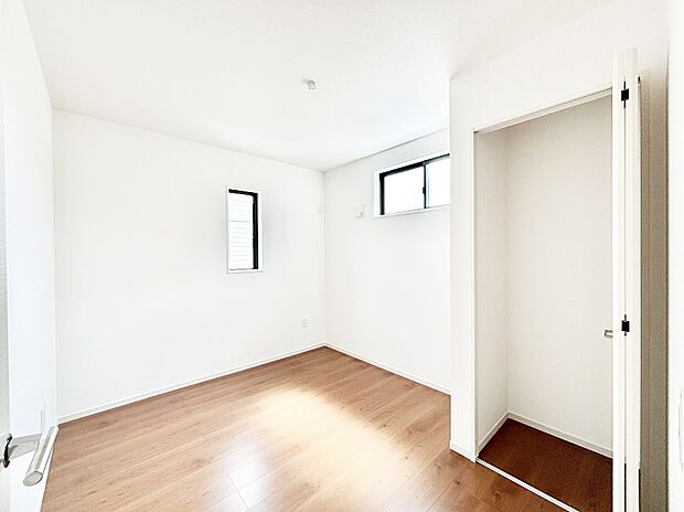 収納が充実しているので居住スペースを広々使えます