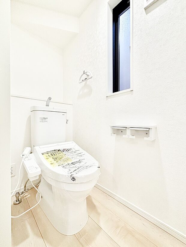 白を基調とした清潔感のある落ち着ける空間  