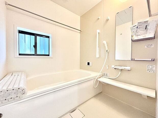 落ち着いた雰囲気でゆっくりお寛ぎいただけるバスルーム