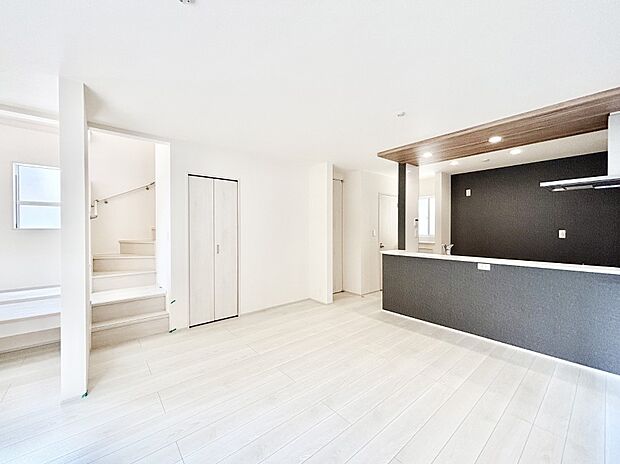 住む方の個性が引き出される、インテリアを考えるのが楽しみなリビングです!