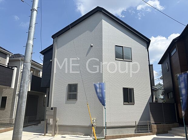 たっぷりの陽光と心地よい風が舞い込む住まい