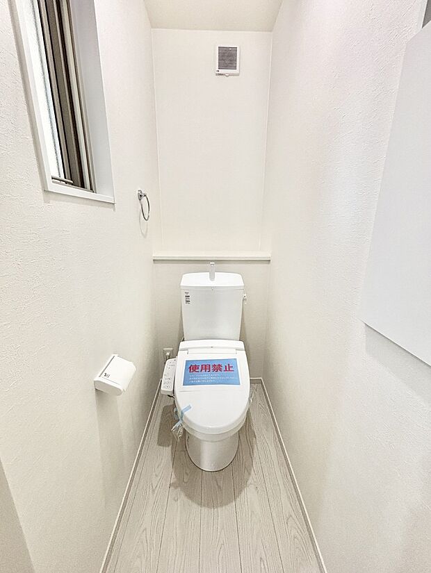 トイレは1階と2階それぞれに配置されていてとても便利です。
