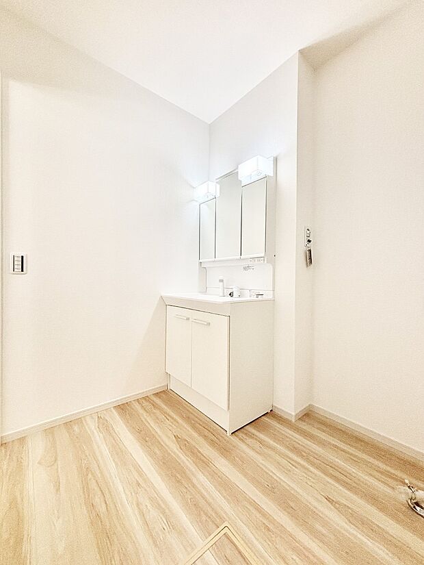 広々とゆとりのあるランドリースペース