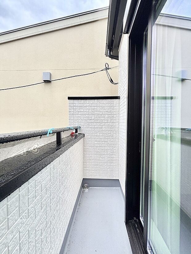 風通しの良いバルコニー