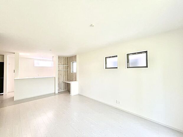 住む方の個性が引き出される、インテリアを考えるのが楽しみなリビングです！ 