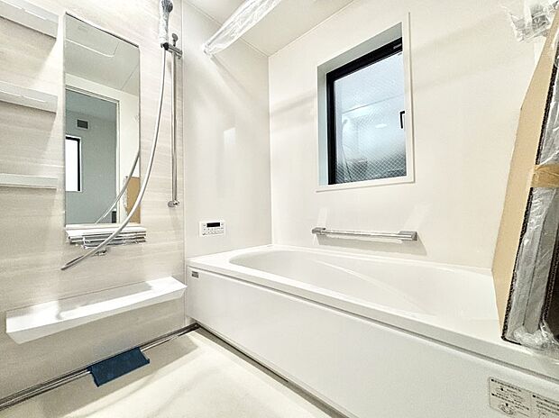 落ち着いた雰囲気でゆっくりお寛ぎいただけるバスルーム