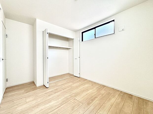 子供部屋にもおすすめな収納スペースたっぷりの居室