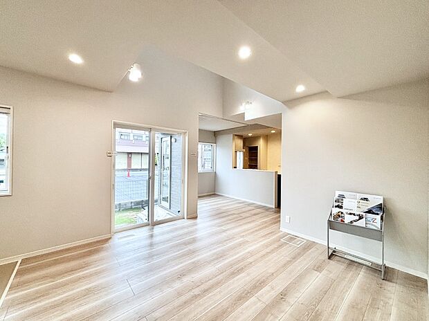 住む方の個性が引き出される、インテリアを考えるのが楽しみなリビングです!