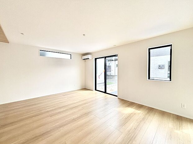 住む方の個性が引き出される、インテリアを考えるのが楽しみなリビングです！ 