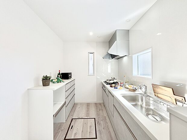 毎日使うキッチンだから、使いやすさ＆お手入れのしやすさにこだわりました。 