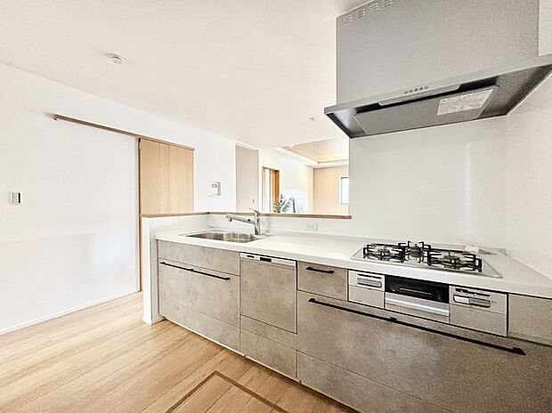 お料理を効率的に、楽しく！システムキッチン  