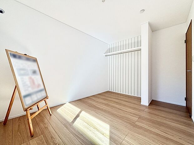 子供部屋にもおすすめな収納スペースたっぷりの居室