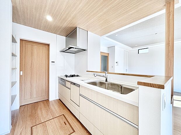 お料理を効率的に、楽しく！システムキッチン！