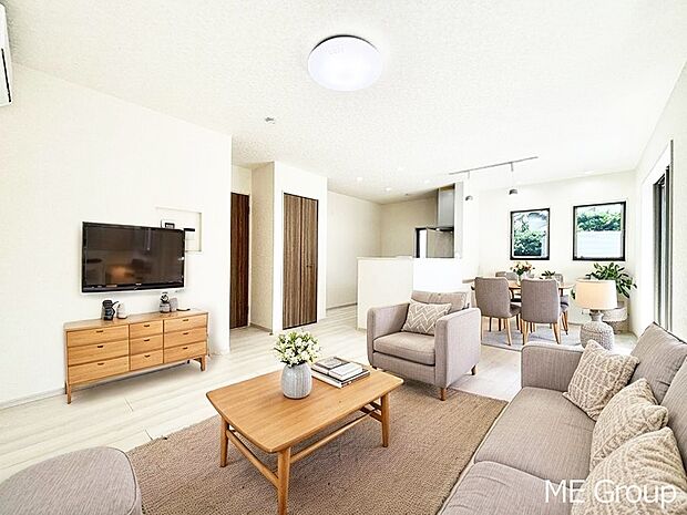 落ち着いた雰囲気のＬＤＫは家族みんなの快適空間※家具はCGです  