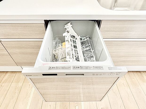 面倒なお片づけは食洗機にお任せ！家事の負担が減って、時間にも気持ちにもゆとりができます。