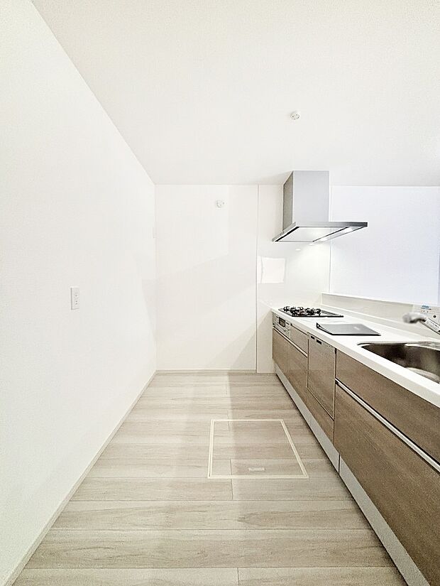 リビングで遊ぶお子様を見守りながらお料理ができる対面キッチン