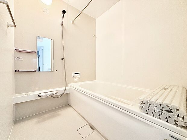 優しい色合いのバスルーム。ゆったりとリラックスできそうですね