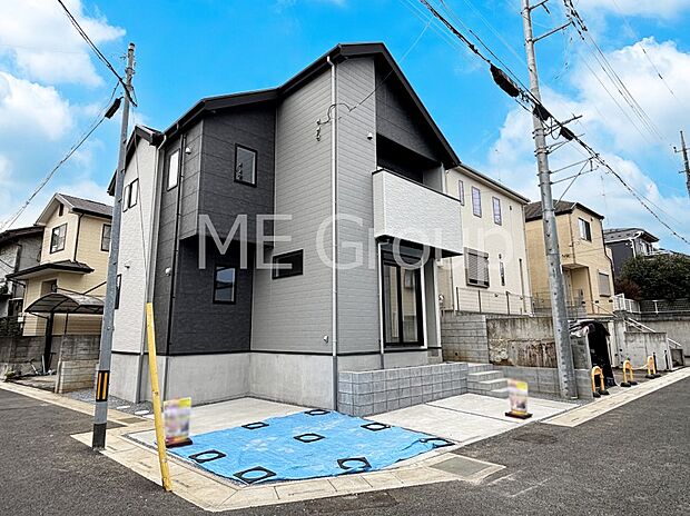 溢れる陽光でご家族の笑顔も輝く