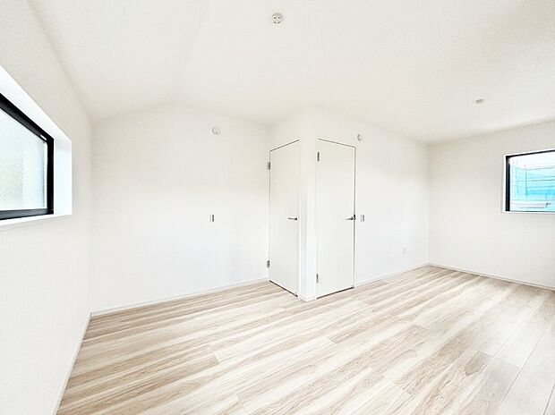 爽やかな日差しがお部屋全体を優しく包み込んでくれます