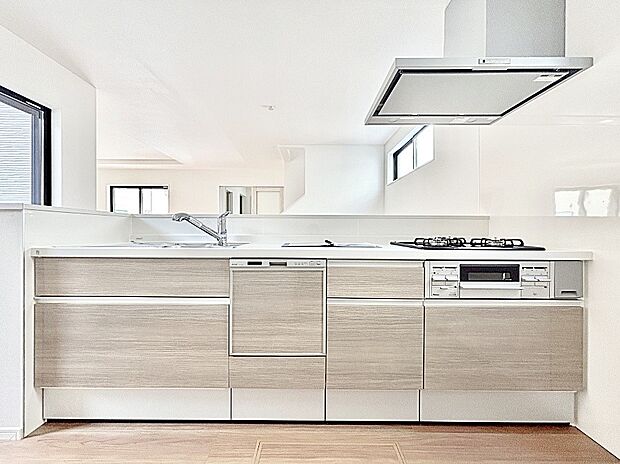 毎日使うキッチンだから、使いやすさ＆お手入れのしやすさにこだわりました。