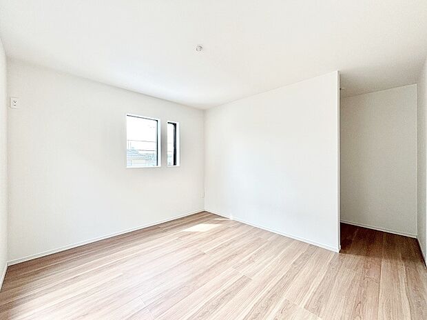 ナチュラルなフローリングはどんなインテリアにもマッチ。