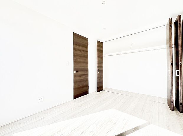 収納が充実しているので居住スペースを広々使えます