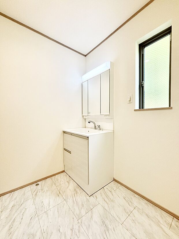 広々とゆとりのあるランドリースペース