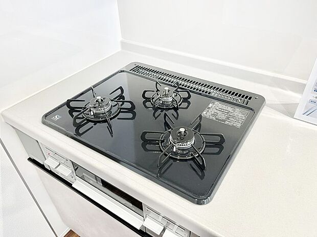 三口ガスコンロでお料理が一気にはかどりそう。