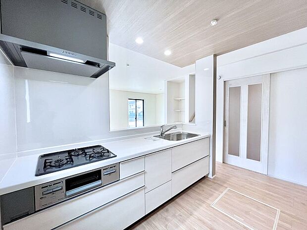 毎日使うキッチンだから、使いやすさ＆お手入れのしやすさにこだわりました。 