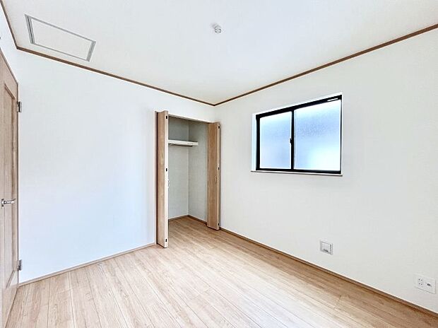 子供部屋にもおすすめな収納スペースたっぷりの居室