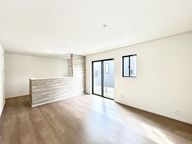 住む方の個性が引き出される、インテリアを考えるのが楽しみなリビングです！ 