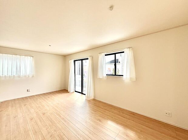 住む方の個性が引き出される、インテリアを考えるのが楽しみなリビングです！ 