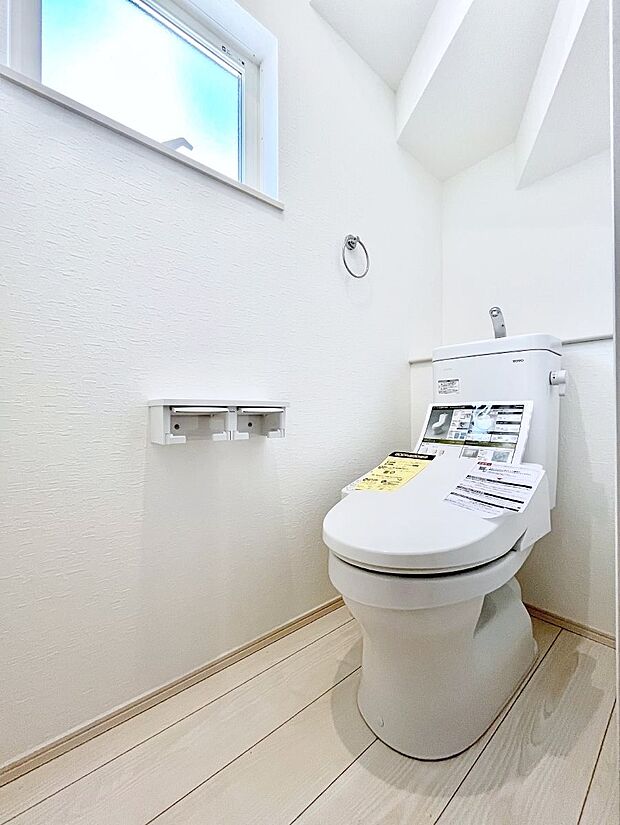 トイレは安心の2箇所!朝のバタバタも一安心です。