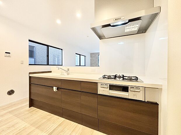 毎日使うキッチンだから、使いやすさ＆お手入れのしやすさにこだわりました。 