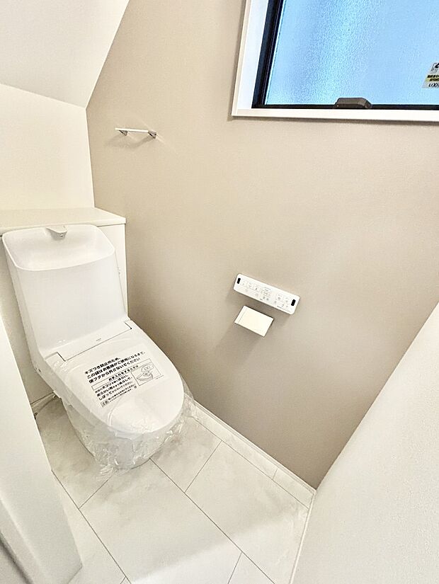 トイレは1階と2階それぞれに配置されていてとても便利です。 