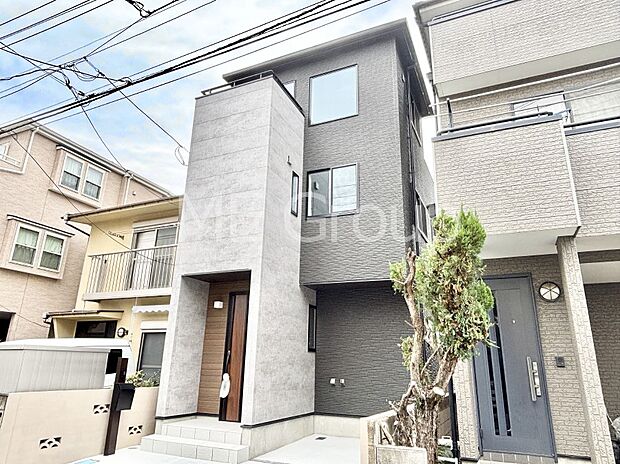 たっぷりの陽光と心地よい風が舞い込む住まい 