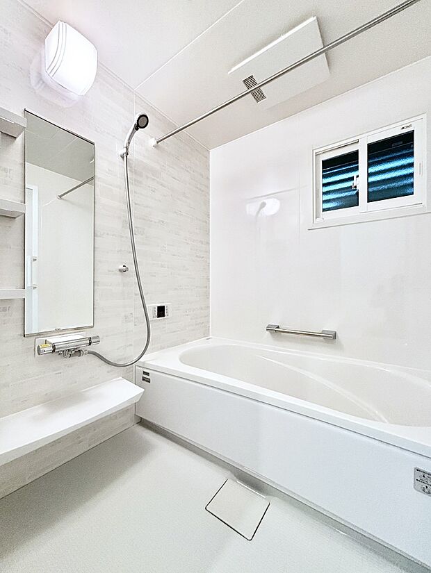 一日の疲れを癒やす大切なバスタイム。ゆっくりとお風呂を楽しんで疲れをとりたいですね！  