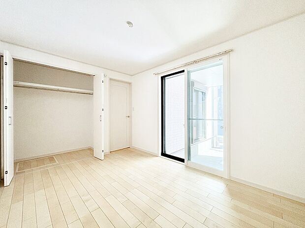 子供部屋にもおすすめな収納スペースたっぷりの居室