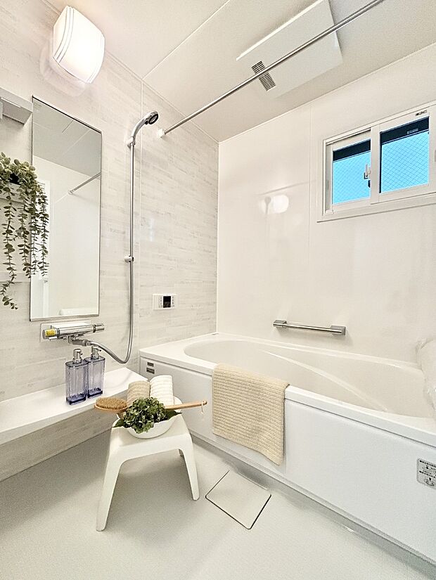 一日の疲れを癒やす大切なバスタイム。ゆっくりとお風呂を楽しんで疲れをとりたいですね！  