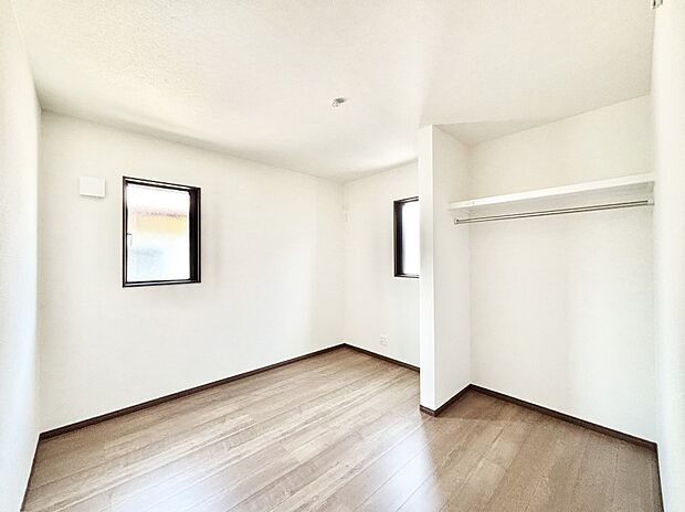 子ども部屋にぴったりの明るい空間。