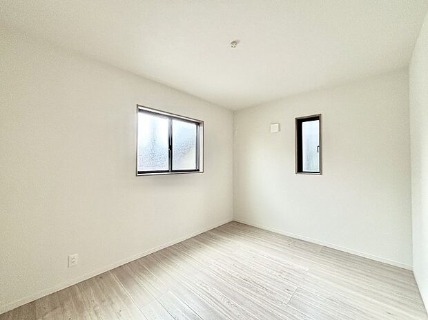 2面採光を確保した明るい空間。家族みんなが快適な暮らしを実現する設計です。