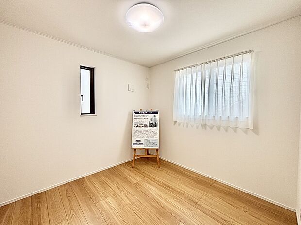 2面採光なので、明るく風通しも良く心地良い生活が送れます。